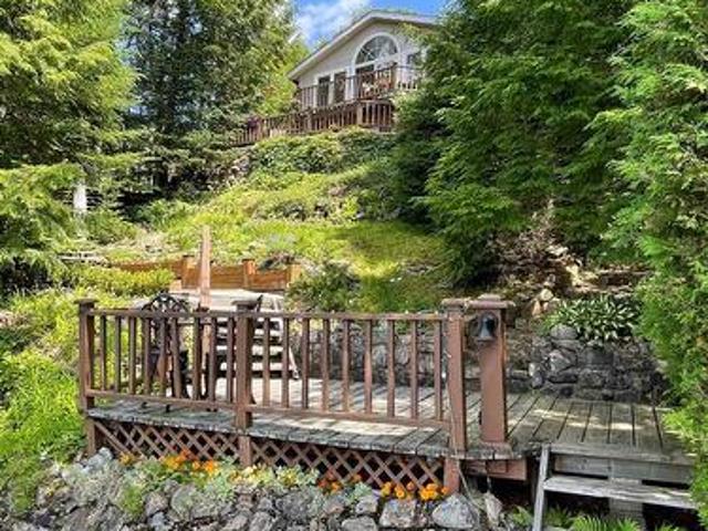 House for sale in Highlands East, Ontario