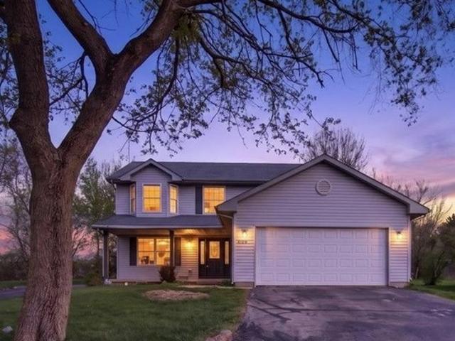 House for sale in Poplar Grove, Illinois