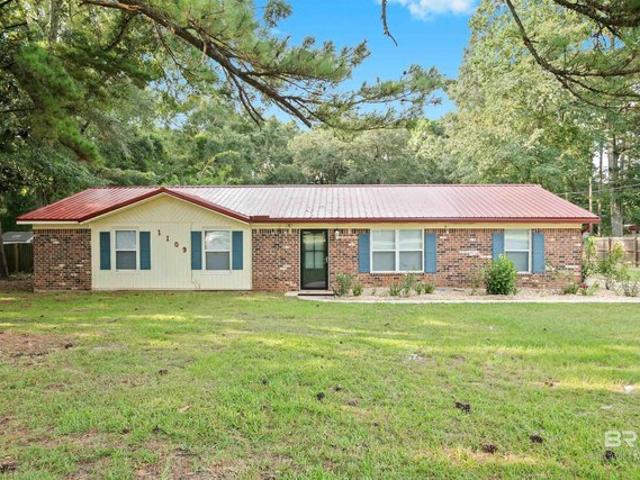 House for sale in Daphne, Alabama