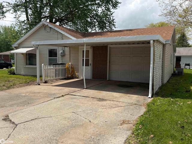 House for sale in Mount Pleasant, Iowa