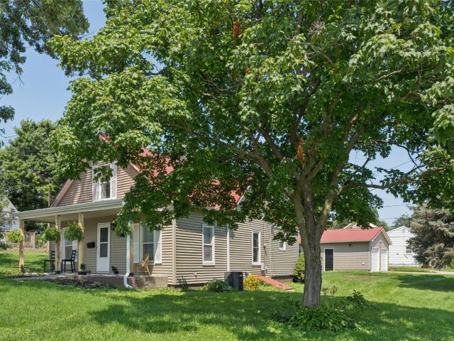 House for sale in Knoxville, Iowa