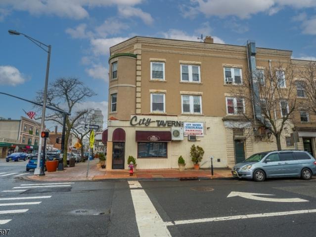 Commercial for sale in Elizabeth, New Jersey