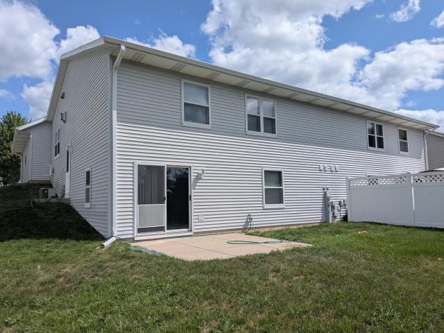 Condo for sale in Barton, West Bend