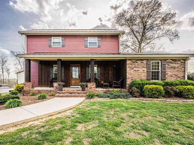 House for sale in Adolphus, Kentucky
