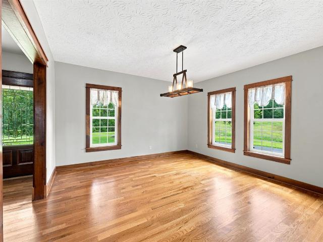 House for sale in Adolphus, Kentucky
