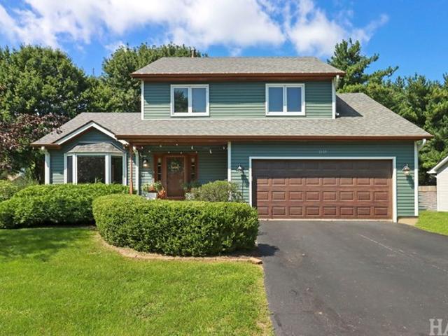 House for sale in Mchenry, Illinois