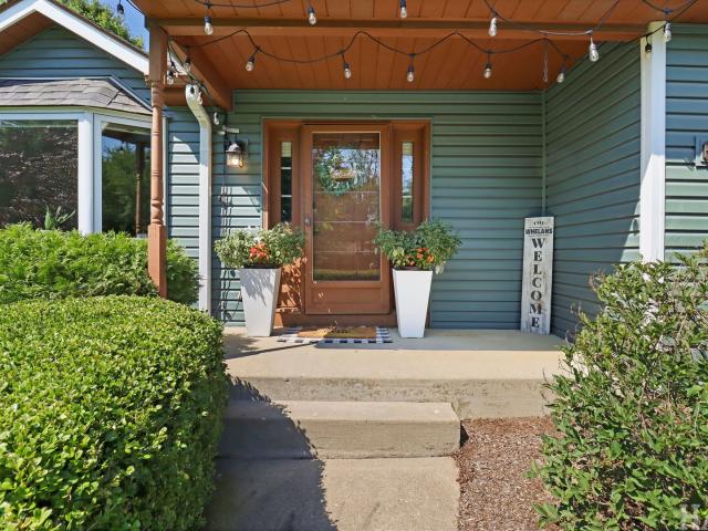 House for sale in Mchenry, Illinois
