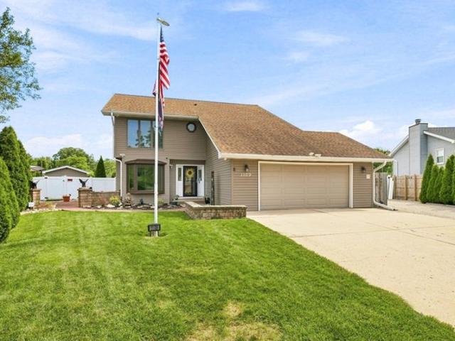 House for sale in Shorewood, Illinois