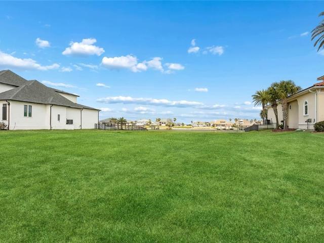 Land for sale in Mandeville, Louisiana