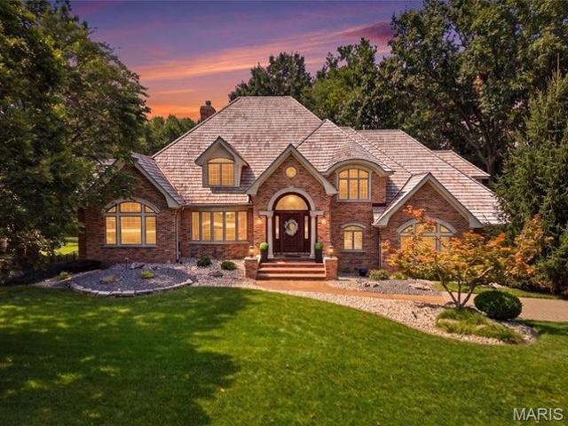 House for sale in Edwardsville, Illinois