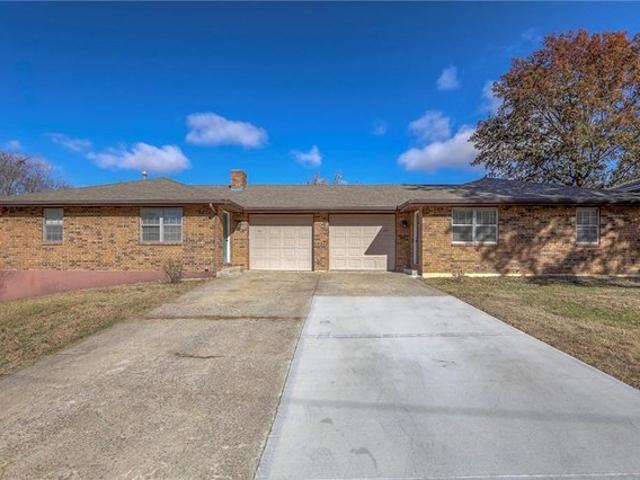 House for sale in Blue Springs, Missouri