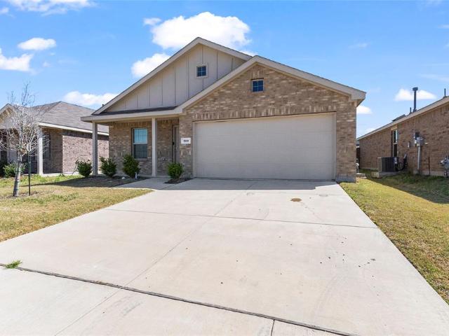 House for sale in Ellis, Texas