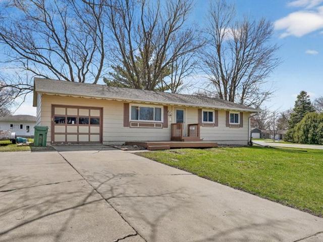 House for sale in Waverly, Iowa