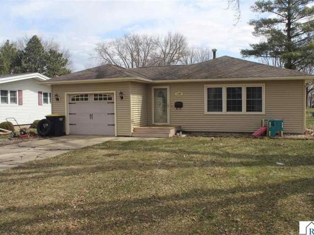 House for sale in Blue Earth, Minnesota