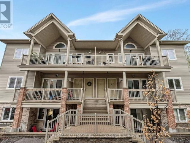 Townhouse for rent in Mulhurst Bay, Ontario