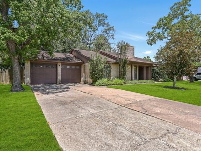 House for sale in Friendswood, Texas