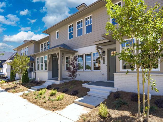 Townhouse for sale in Hoover, Alabama