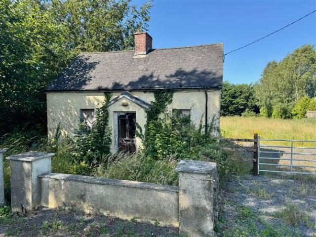 Terraced House for sale in Cashel, South Tipperary