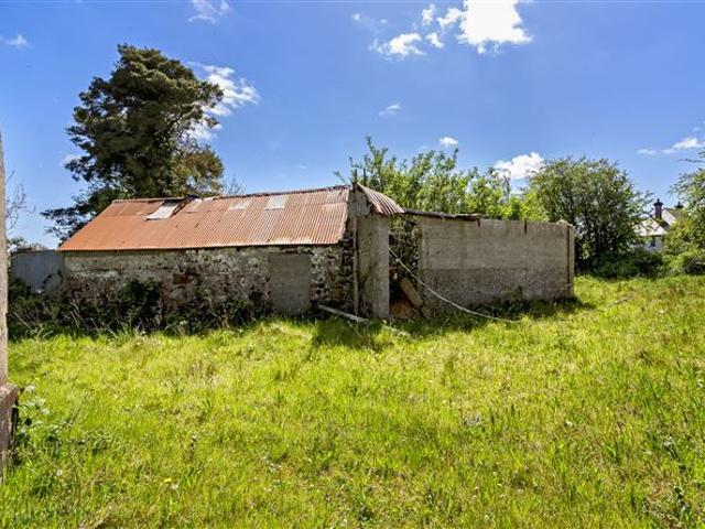 Terraced House for sale in Ballymote, Connacht
