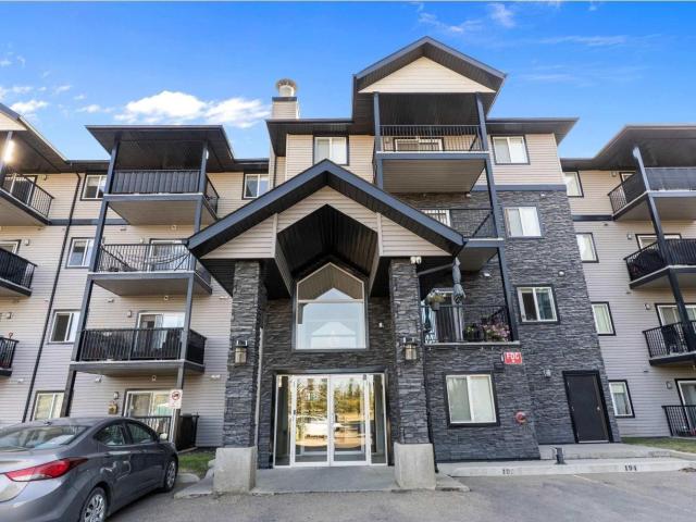 Apartment for sale in Wedgewood, Alberta