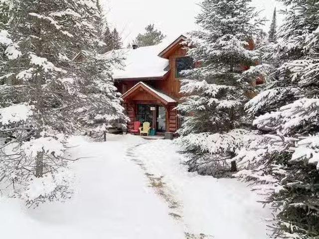 House for sale in Laurentides, Quebec