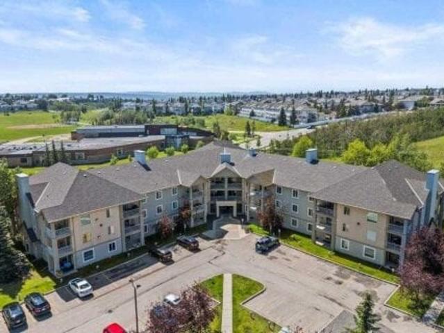 Apartment for sale in Northwest, Alberta