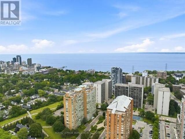 Condo for sale in Burlington, Ontario