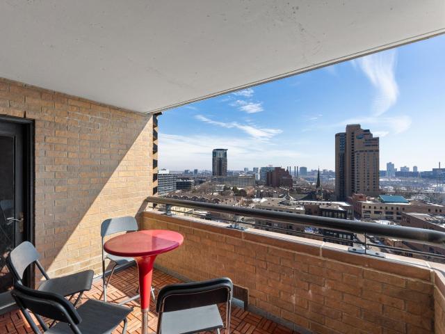 Condo for sale in Hennepin, Minnesota