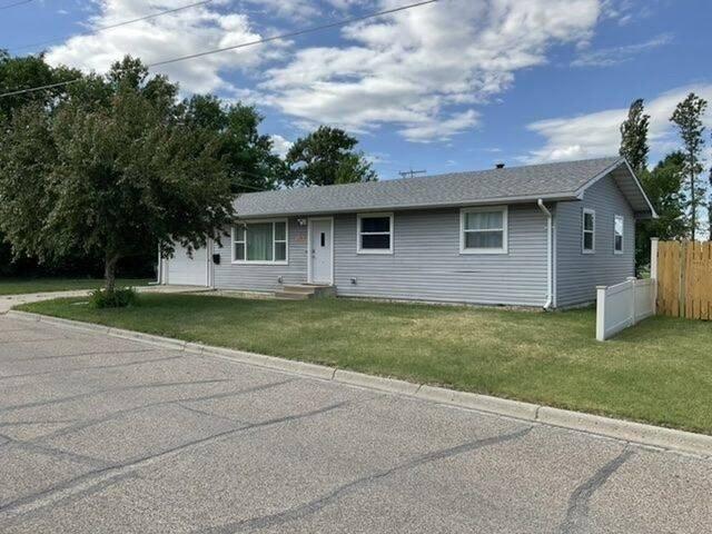 House for sale in Rugby, North Dakota