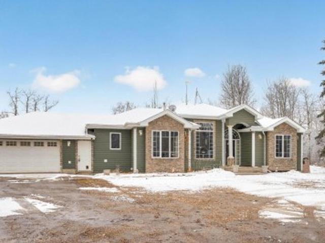 House for sale in Alberta