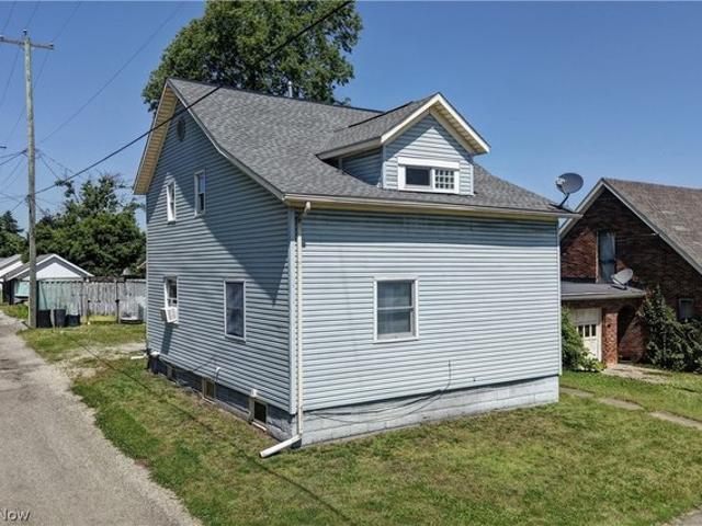 House for sale in New Philadelphia, Ohio