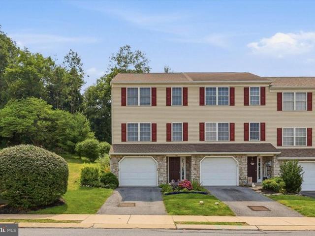 Townhouse for sale in Mountville, Pennsylvania