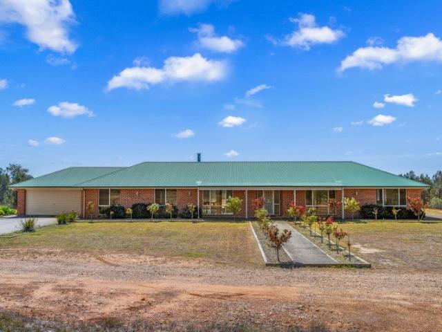 Cottage for sale in Glenridding, New South Wales