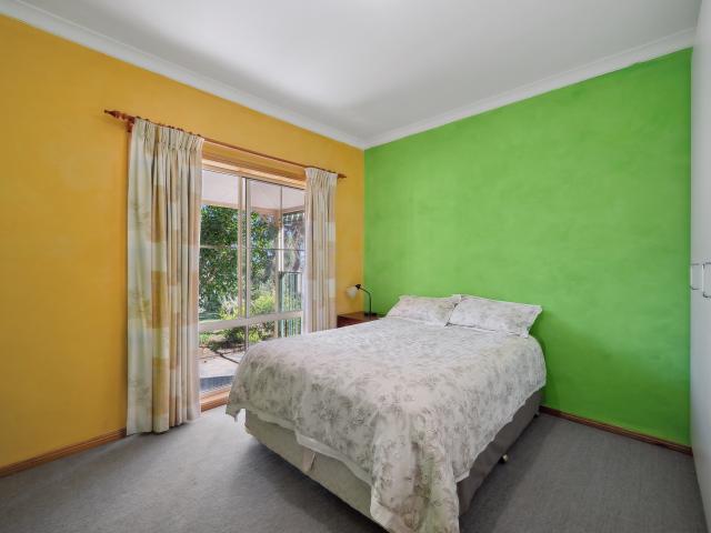 Cottage for sale in Barwite, Victoria