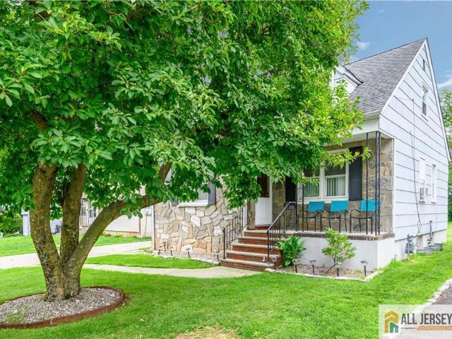 House for sale in Avenel, New Jersey