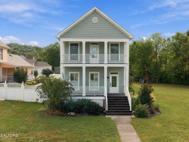 House for sale in Andersonville