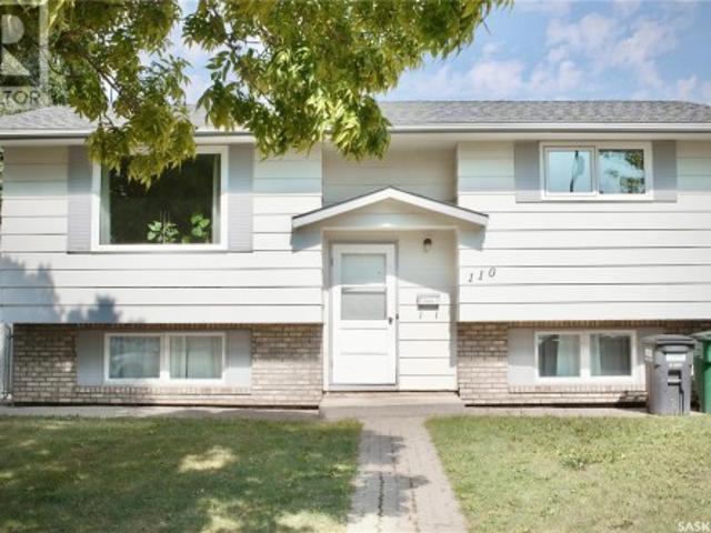 House for sale in Saskatoon, Saskatchewan