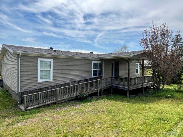 House for sale in Elmore, Alabama