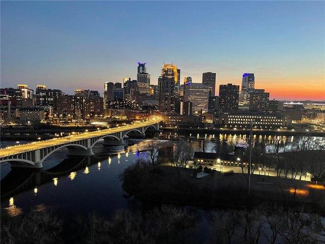 Condo for sale in Hennepin, Minnesota