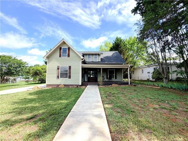 House for sale in Boonville, North Carolina