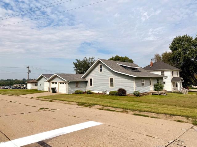 House for sale in Brooklyn, Iowa
