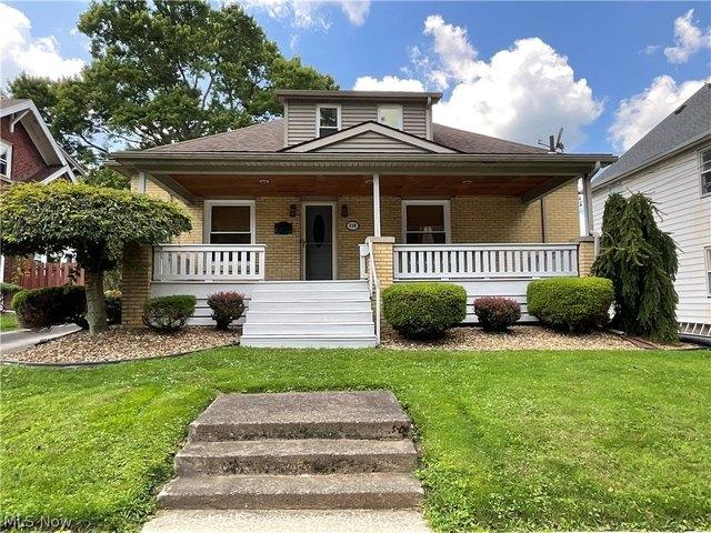 House for sale in Hubbard, Ohio
