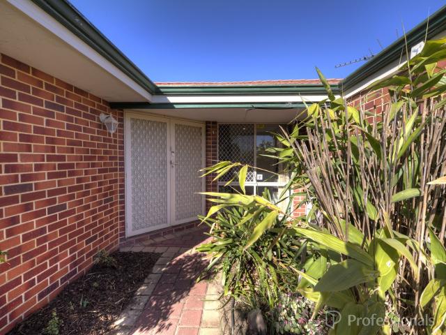 Apartment for rent in Marangaroo, Western Australia