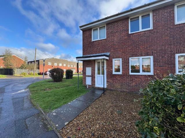 Room for rent in Chichester, Littlecote