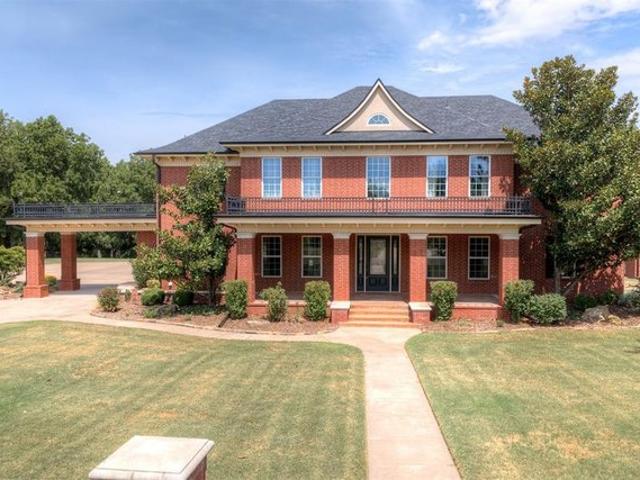 House for sale in Crescent, Oklahoma