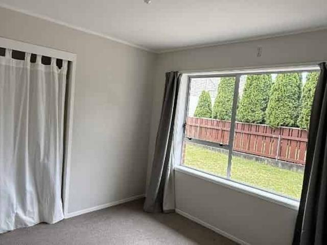 Apartment for rent in Hillsborough, Taranaki