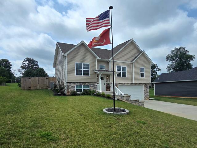 House for sale in Vine Grove, Kentucky