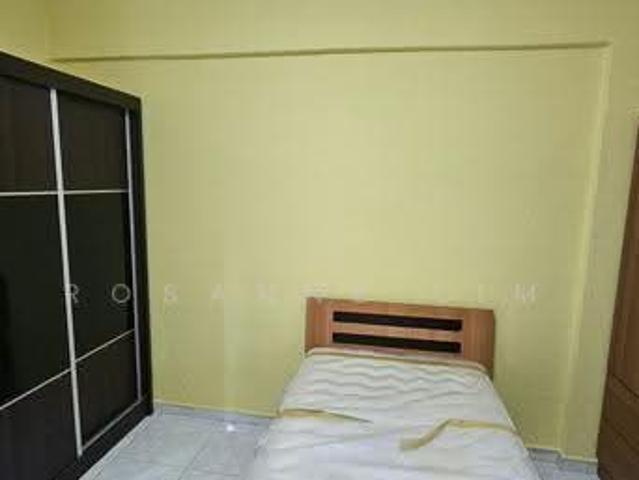 Apartment for rent in HarbourFront, Singapore