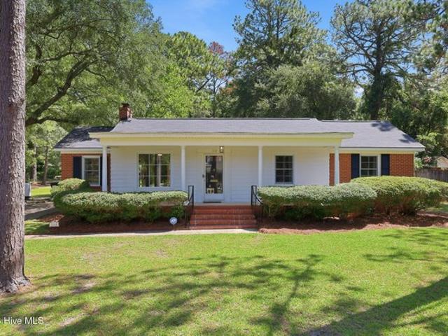 House for sale in Aberdeen, North Carolina