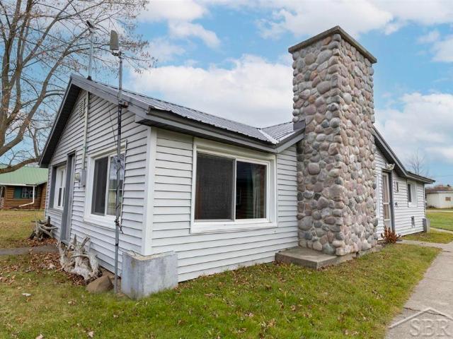 House for sale in Houghton Lake, Michigan